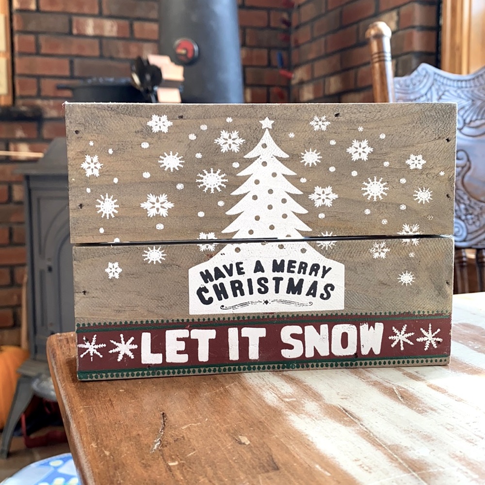 Rustic Christmas decor sign
